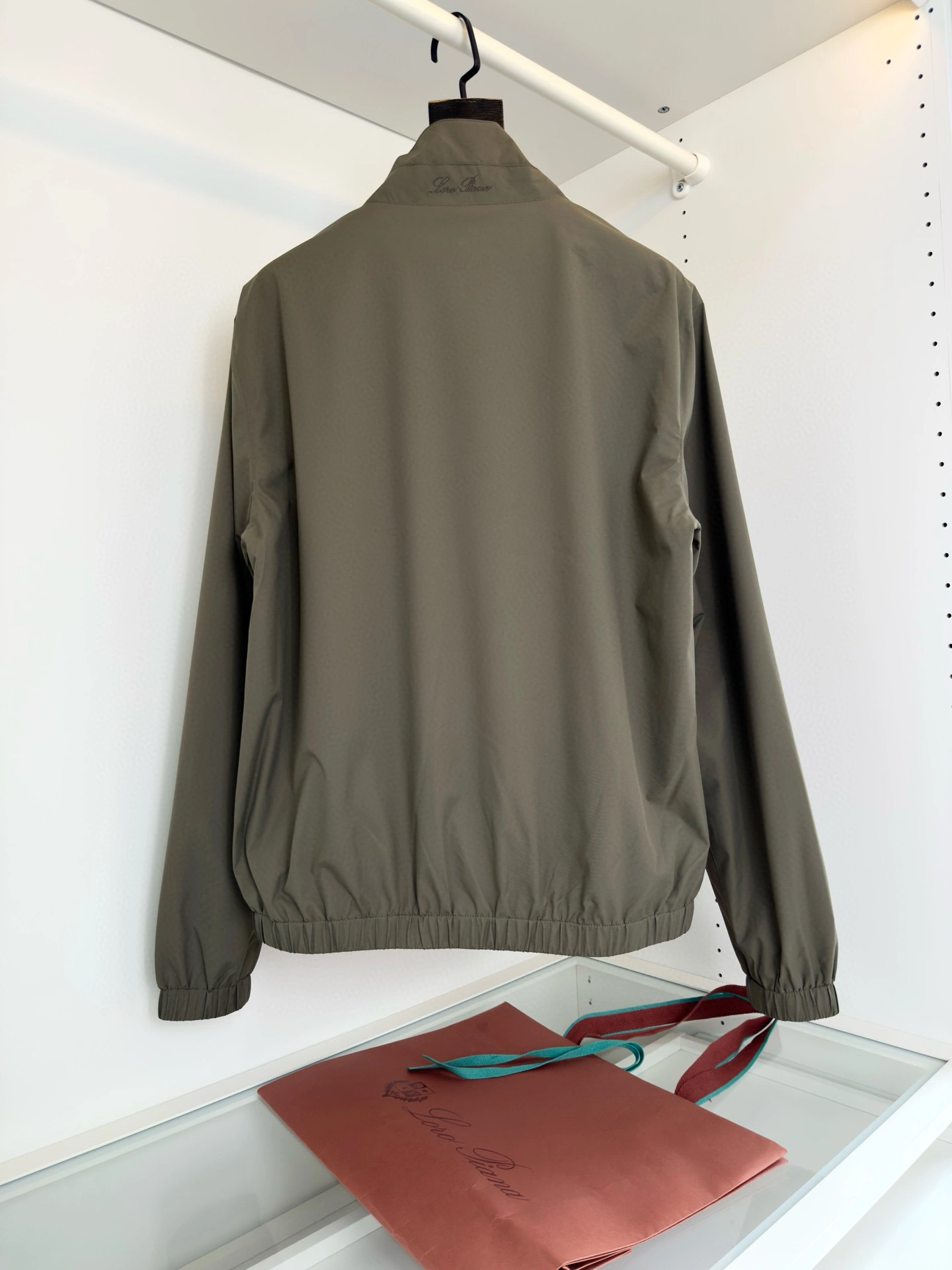 wg.luxury- 8oro Pi191 embroidery oversize 2colour item:E-F409H1232-2